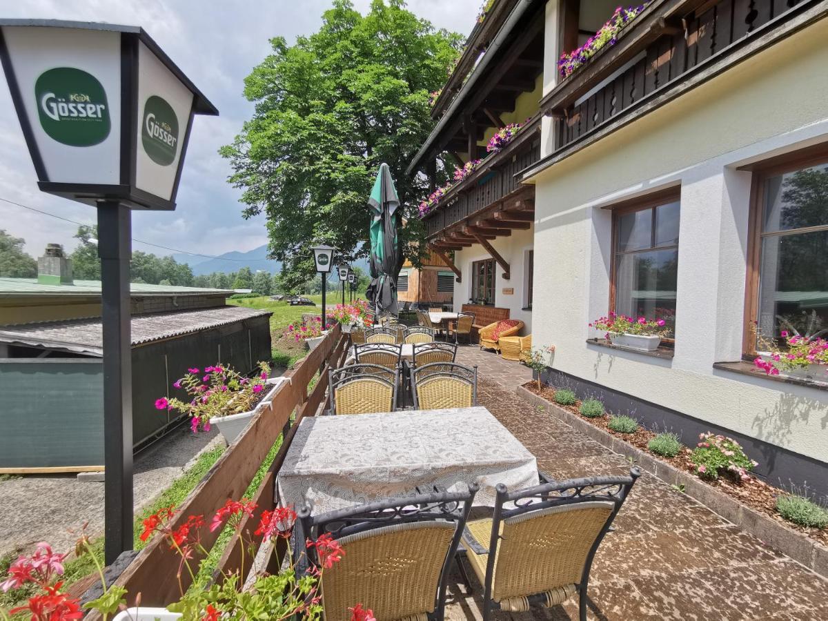 غندرشيم Landhotel Kastanienhof المظهر الخارجي الصورة